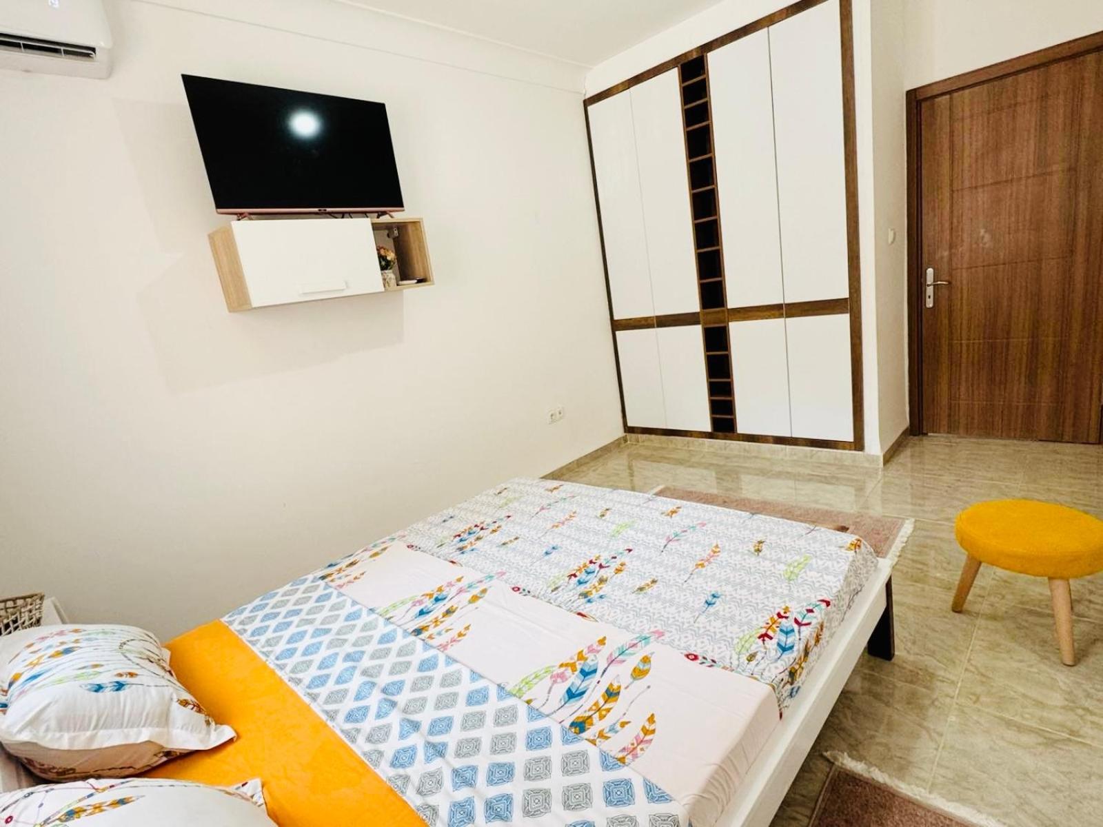 Appartement F5 Spacieux Equipe Haut Standing Mahelma Alger Algiers Exterior foto